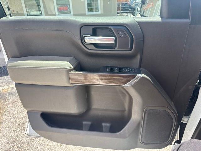 Chevrolet Silverado 1500 4WD Crew Cab 147" LT 2020