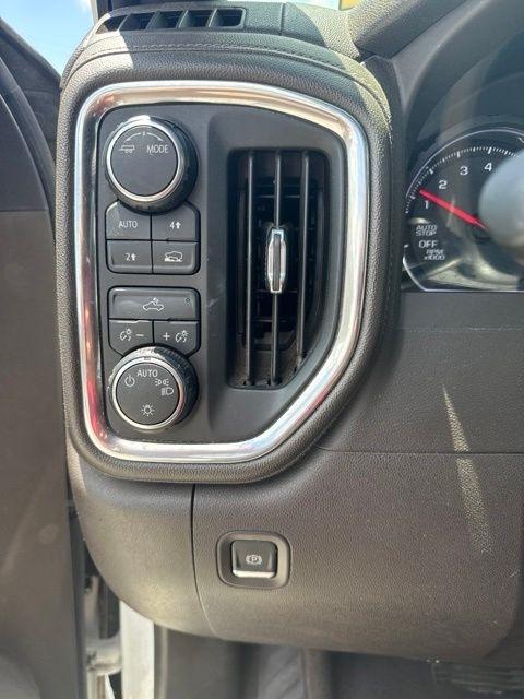 Chevrolet Silverado 1500 4WD Crew Cab 147" LT 2020