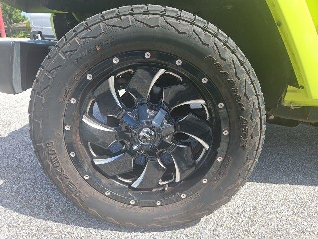 Jeep Wrangler Unlimited 4WD 4dr Sahara 2016