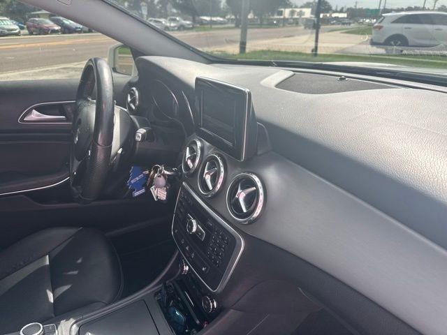 Mercedes-Benz GLA-Class FWD 4dr GLA 250 2015