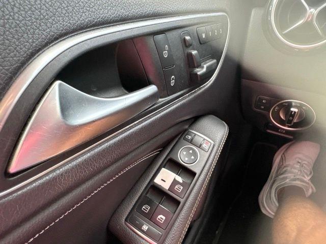 Mercedes-Benz GLA-Class FWD 4dr GLA 250 2015
