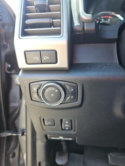 Ford Super Duty F-250 SRW King Ranch 4WD Crew Cab 8' Box 2021