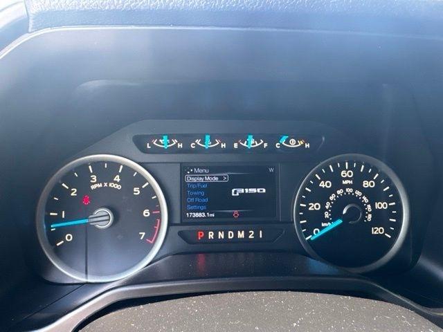 Ford F-150 2WD SuperCrew 157" Lariat 2016