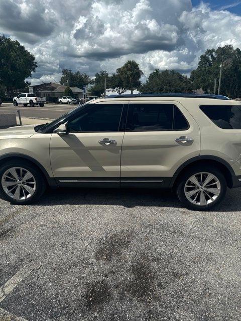 Ford Explorer Limited FWD 2018