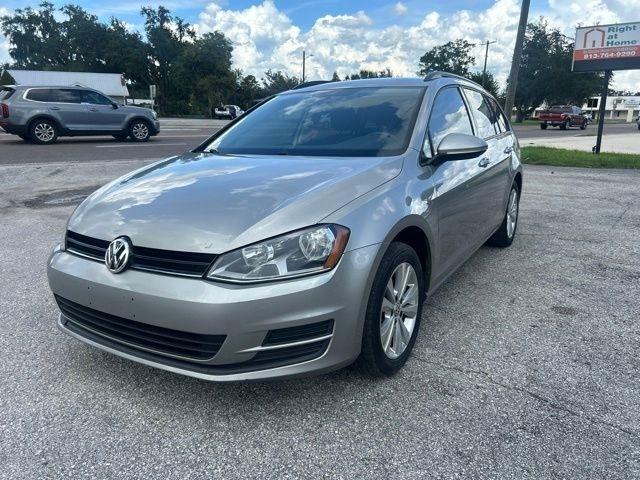 2017 Volkswagen Golf SportWagen
