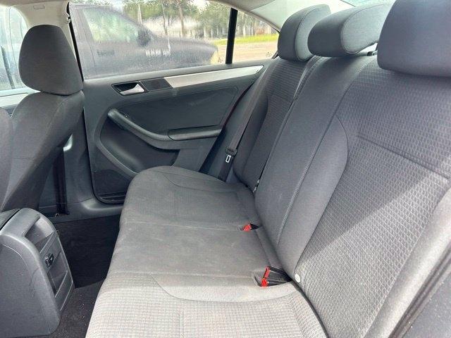 Volkswagen Jetta Sedan 4dr Auto 1.8T SE 2015