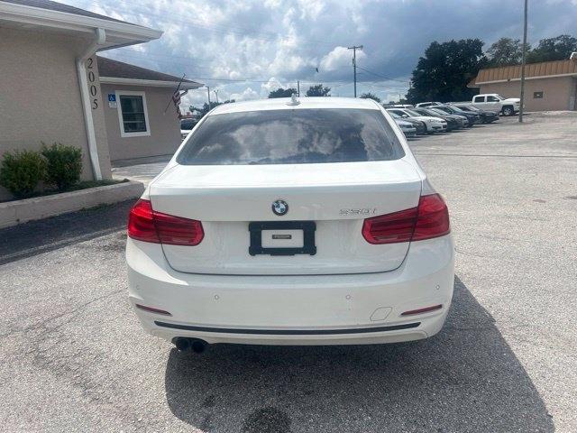 BMW 3 Series 330i Sedan 2017