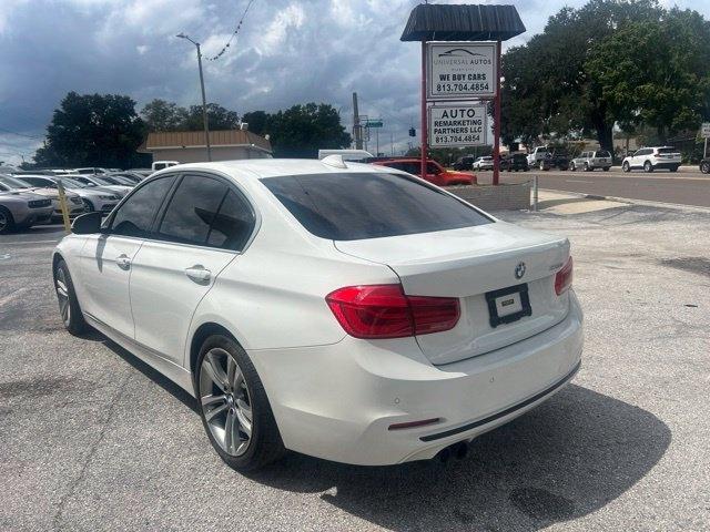 BMW 3 Series 330i Sedan 2017