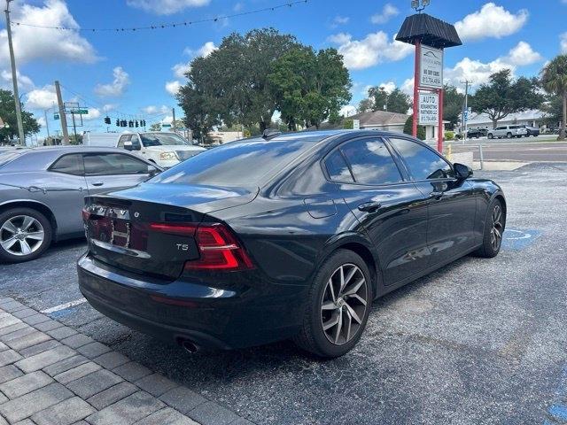 Volvo S60 T5 FWD Momentum 2020