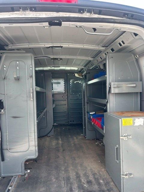 Chevrolet Express Cargo Van RWD 2500 135" 2015