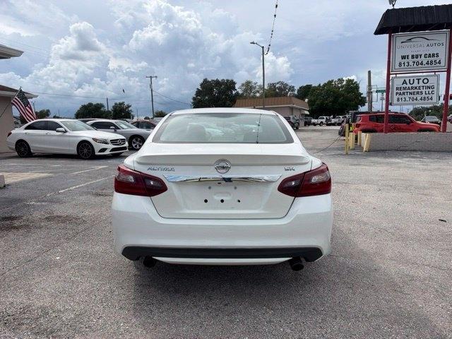 Nissan Altima 2.5 SR Sedan 2018