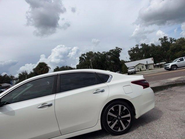 Nissan Altima 2.5 SR Sedan 2018