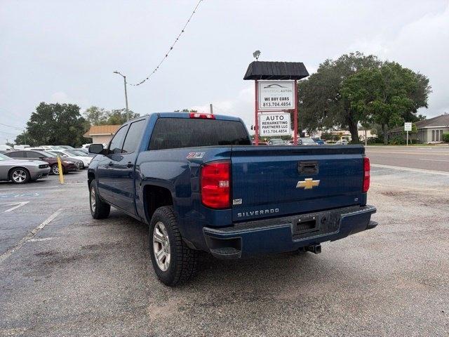 Chevrolet Silverado 1500 4WD Crew Cab 143.5" LT w/2LT 2017