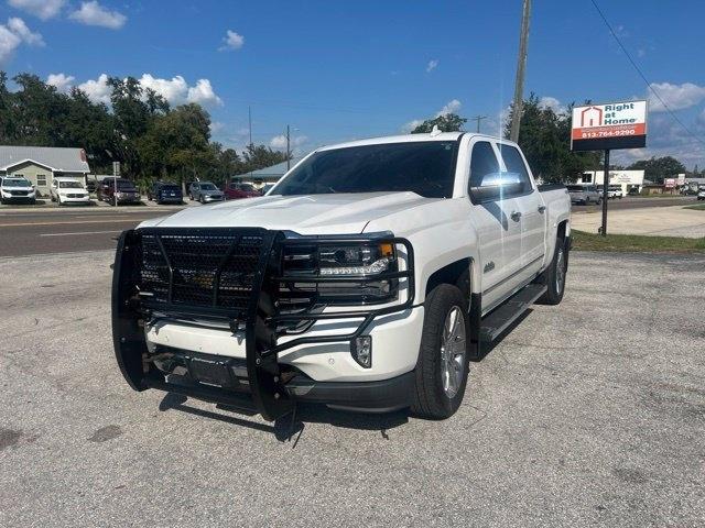 2018 Chevrolet Silverado 1500 4WD Crew Cab 143.5" High Country