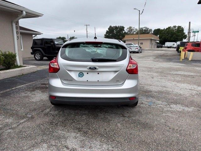 Ford Focus 5dr HB SE 2014