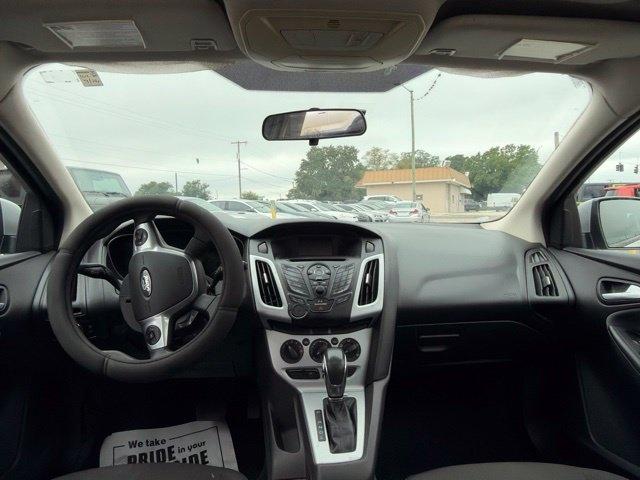 Ford Focus 5dr HB SE 2014