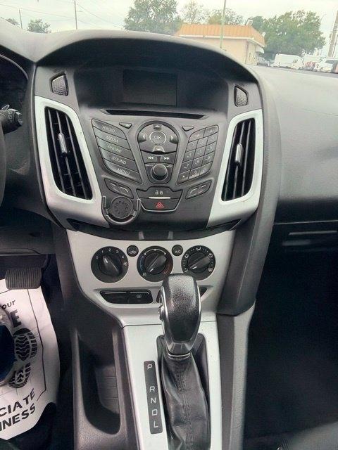 Ford Focus 5dr HB SE 2014