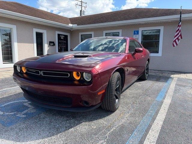 Dodge Challenger SXT RWD 2019