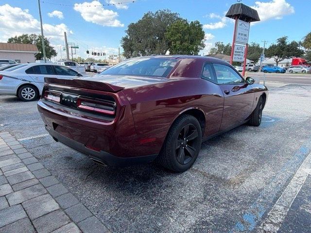 Dodge Challenger SXT RWD 2019