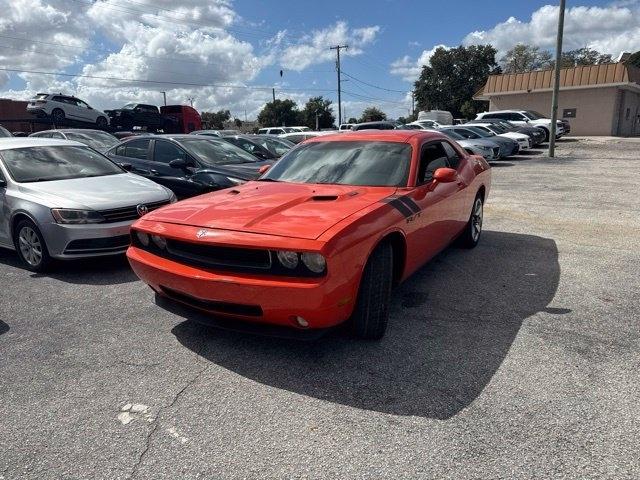 Dodge Challenger 2dr Cpe R/T 2010