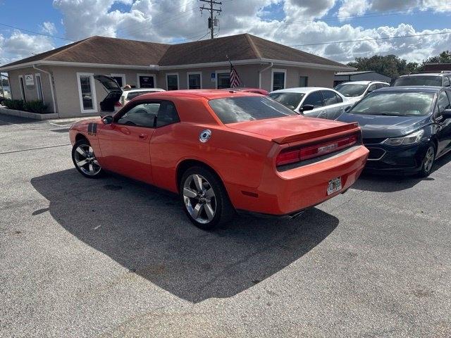 Dodge Challenger 2dr Cpe R/T 2010