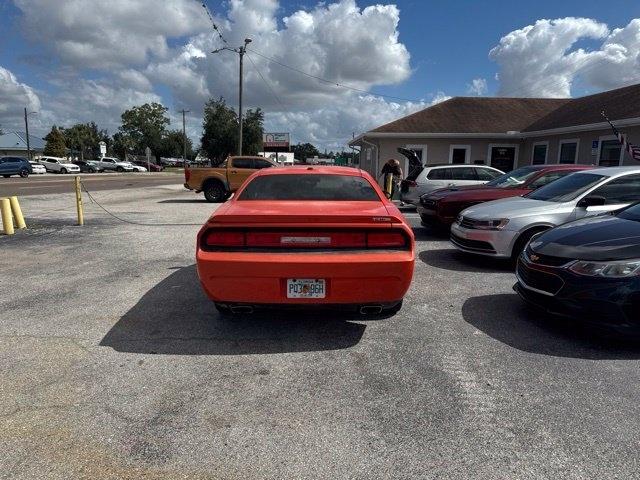Dodge Challenger 2dr Cpe R/T 2010