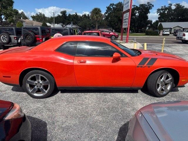 Dodge Challenger 2dr Cpe R/T 2010