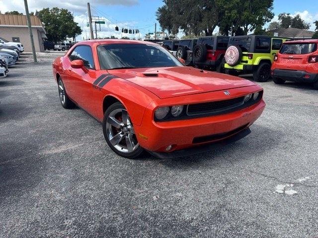 Dodge Challenger 2dr Cpe R/T 2010
