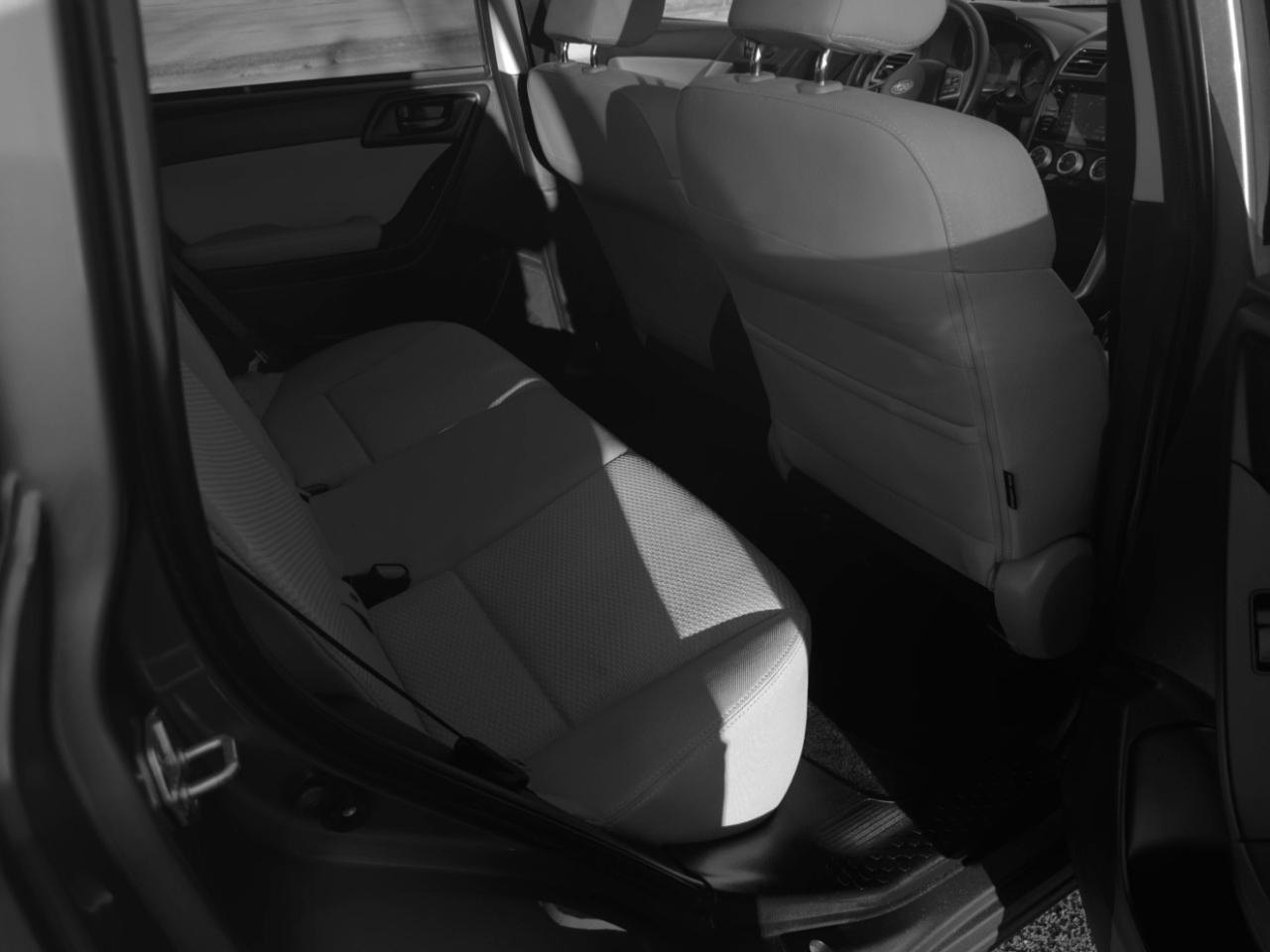 Subaru Forester 2.5i Premium PZEV CVT 2016