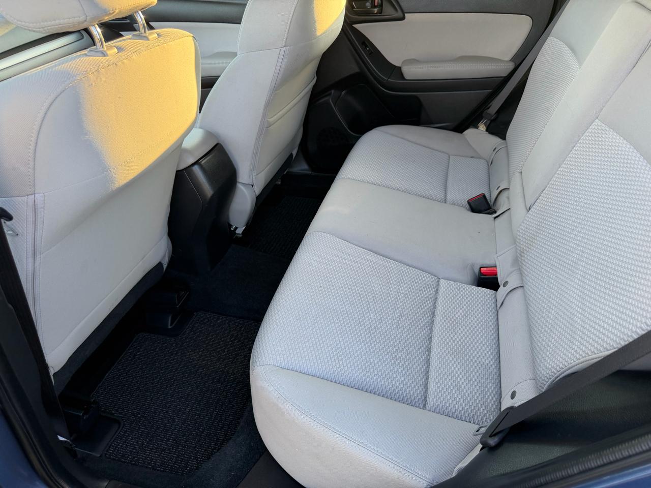 Subaru Forester 2.5i Premium PZEV CVT 2016