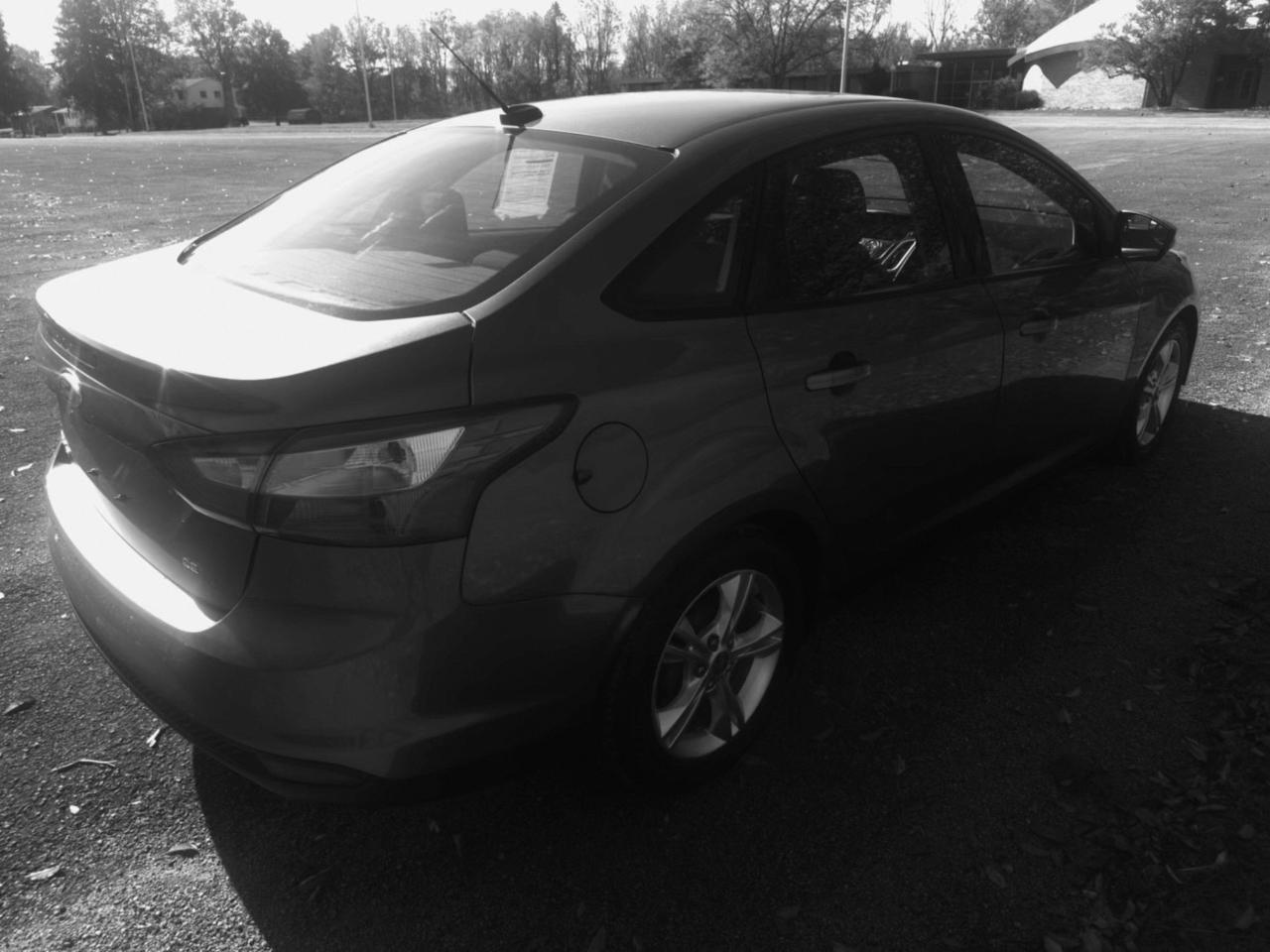 Ford Focus SE Sedan 2014