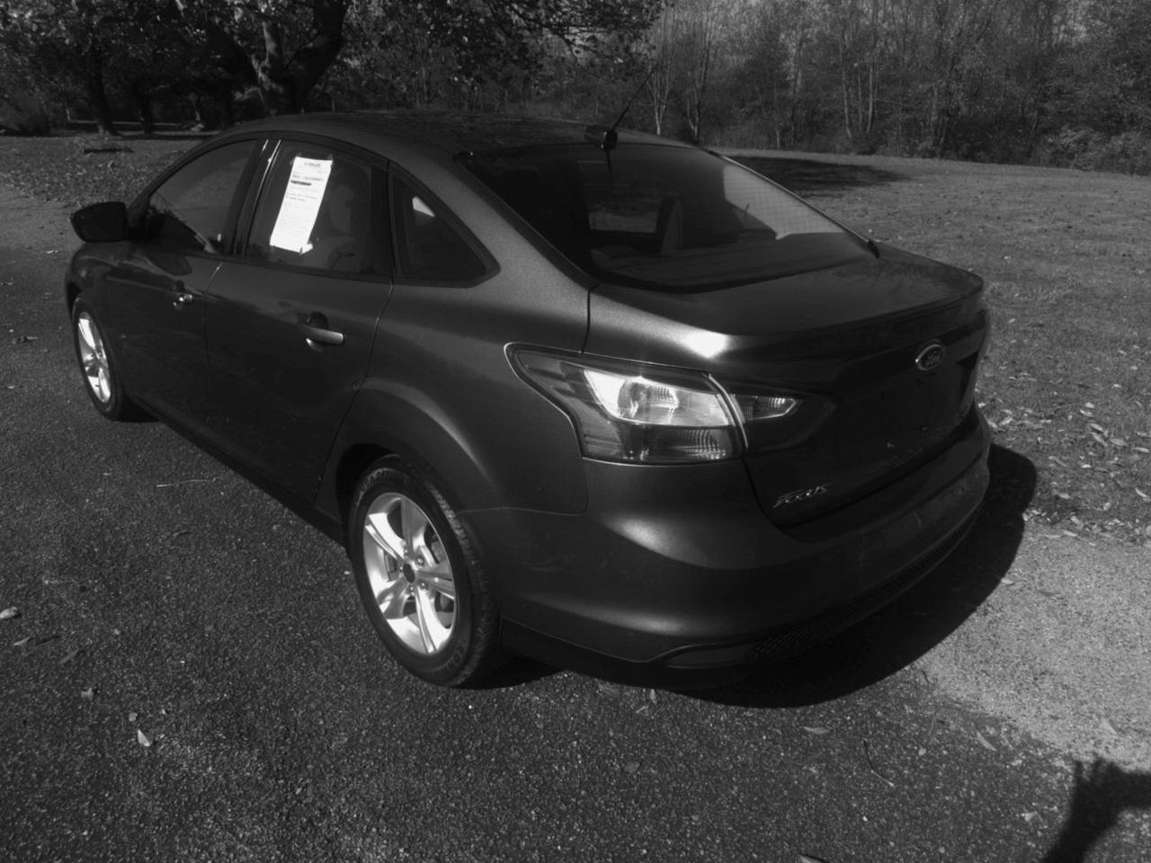 Ford Focus SE Sedan 2014