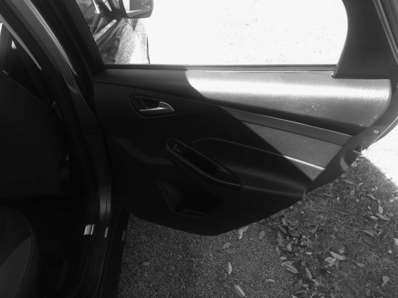 Ford Focus SE Sedan 2014