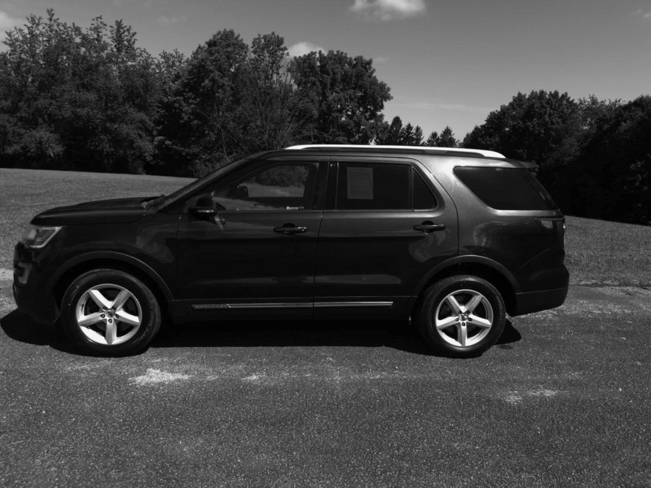 Ford Explorer XLT 4WD 2016