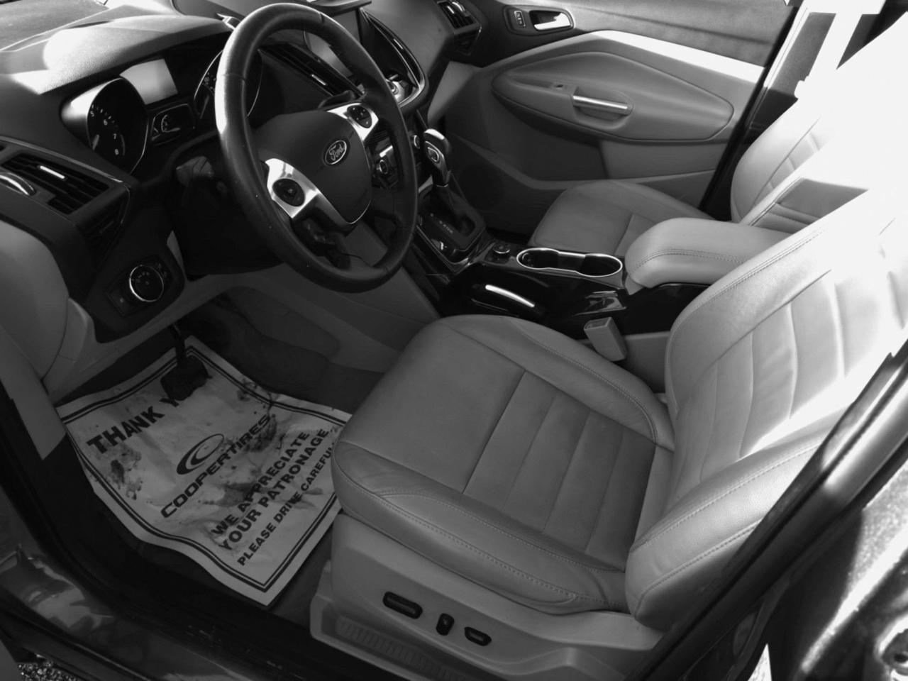 Ford Escape Titanium FWD 2014