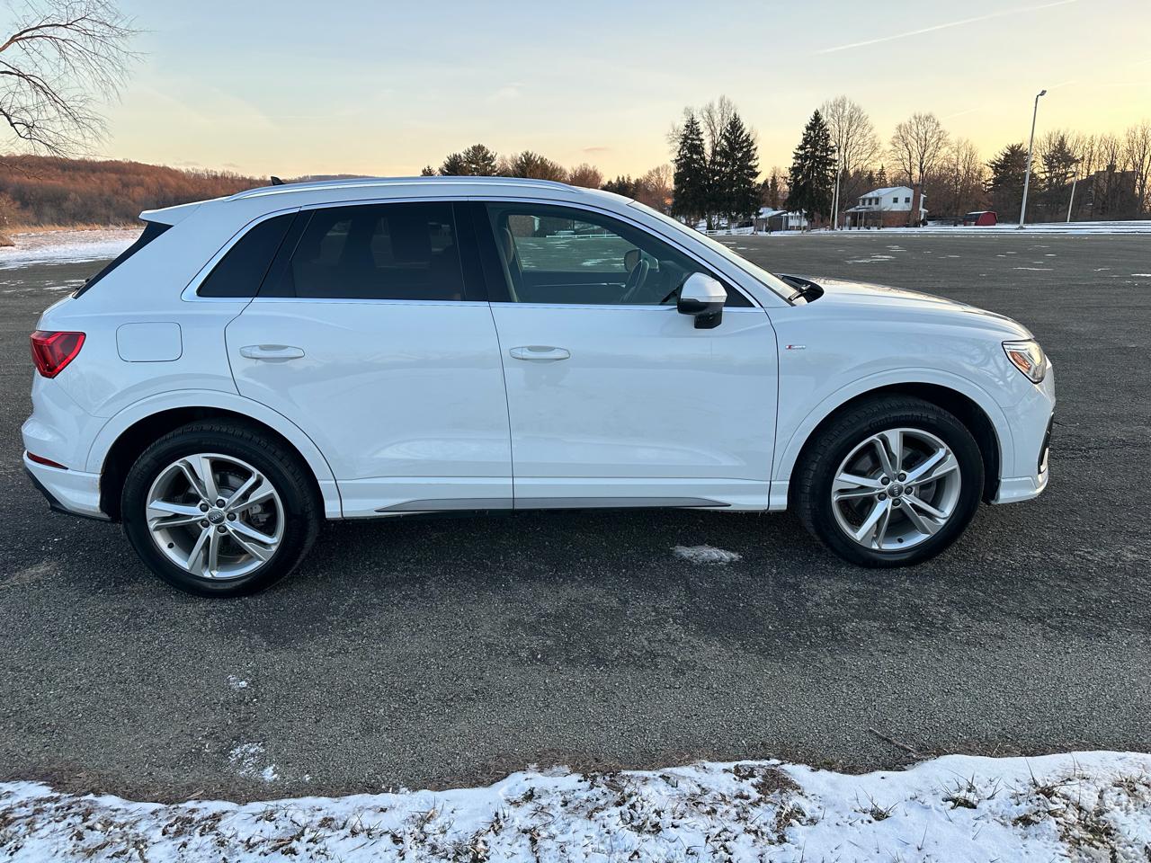 Audi Q3 S line Premium Plus quattro 2021