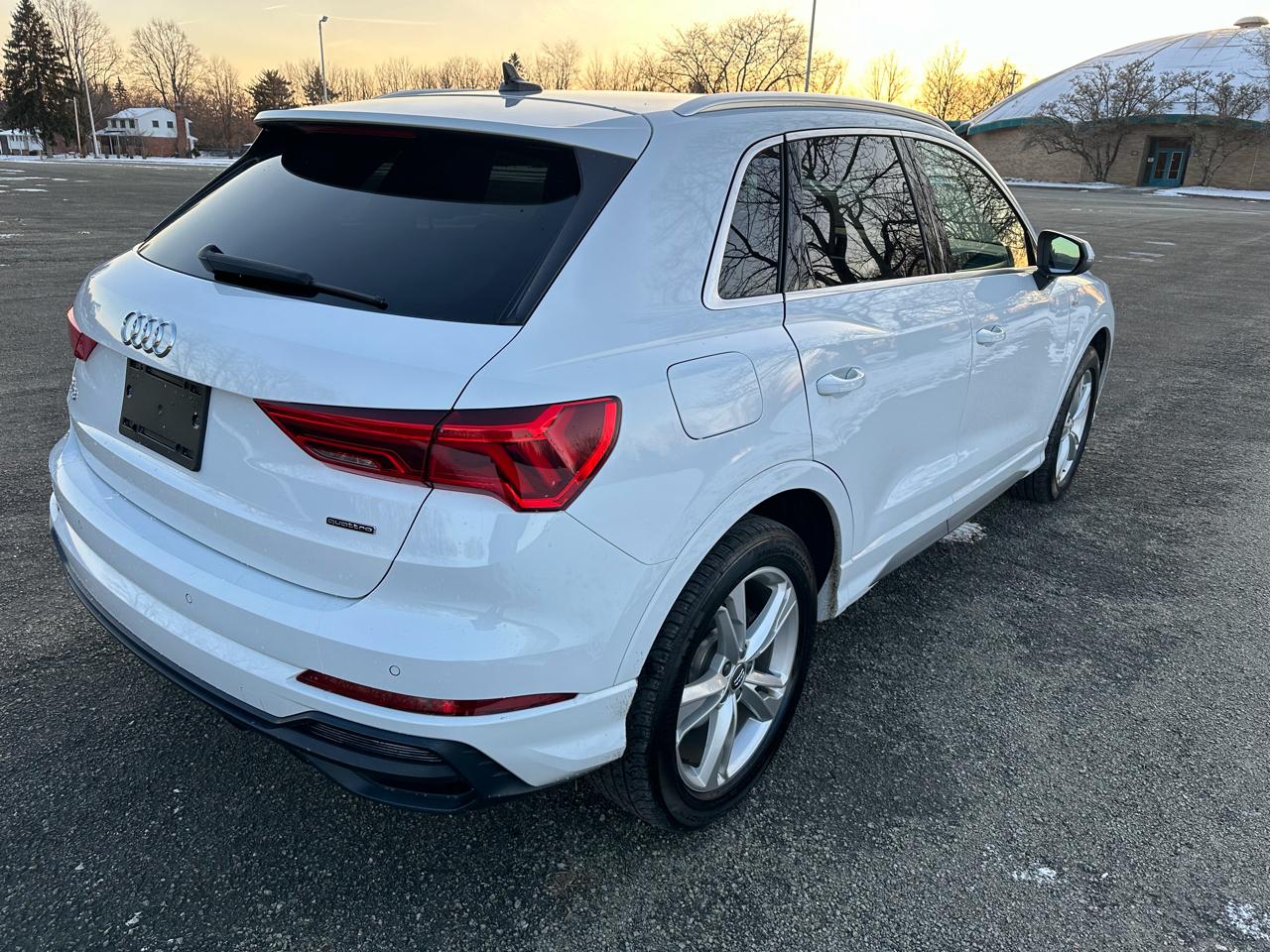 Audi Q3 S line Premium Plus quattro 2021