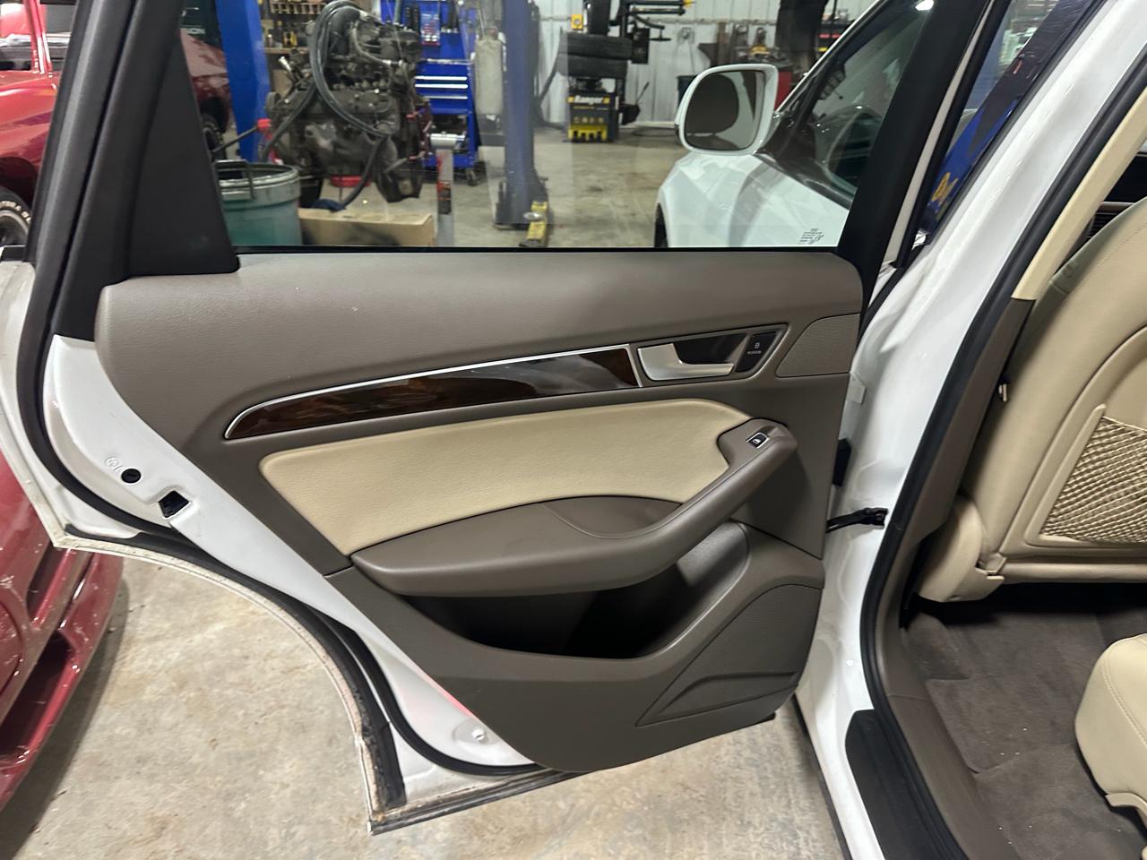 Audi Q5 2.0T Premium quattro 2015