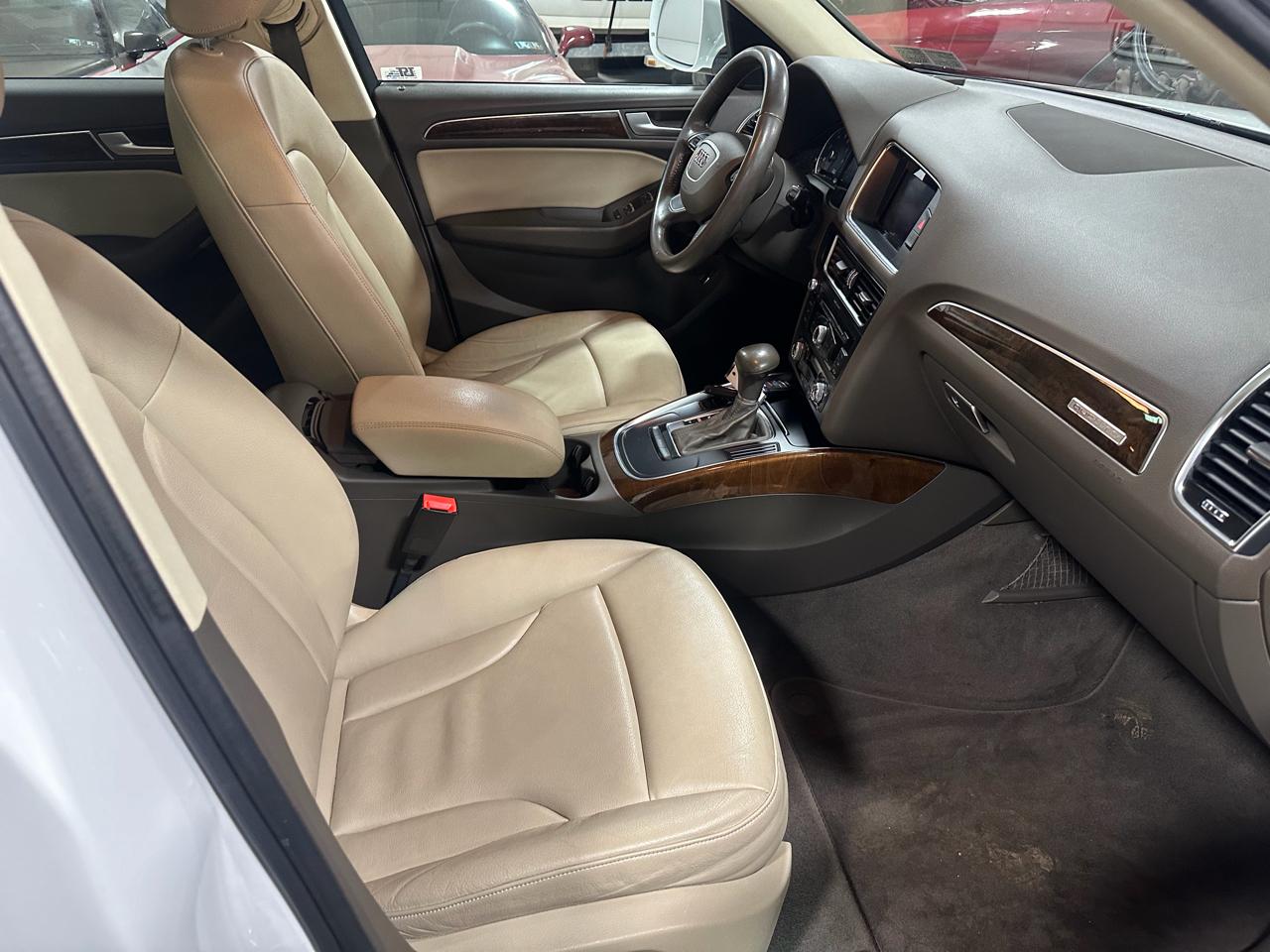 Audi Q5 2.0T Premium quattro 2015