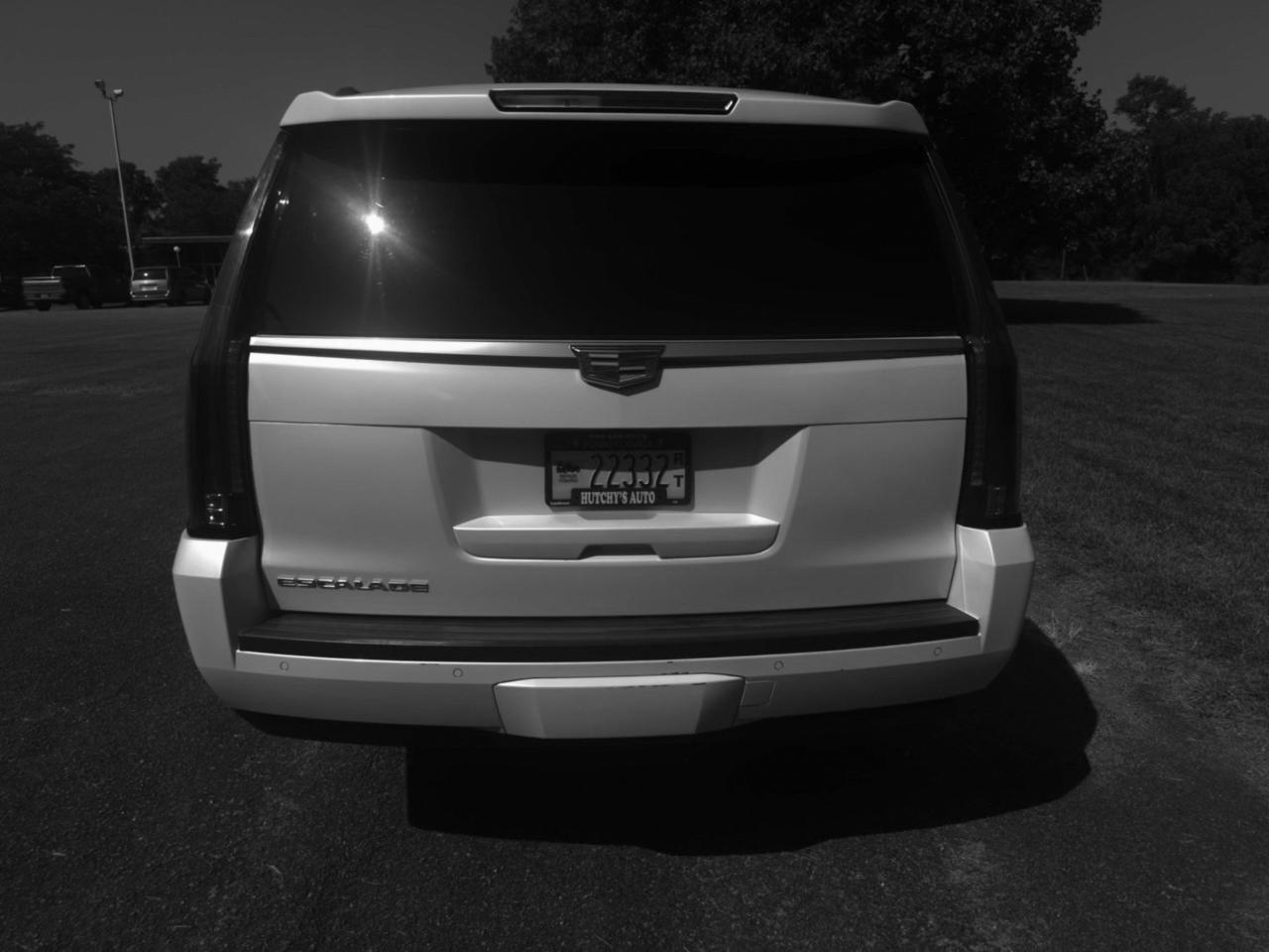Cadillac Escalade ESV Platinum 4WD 2016