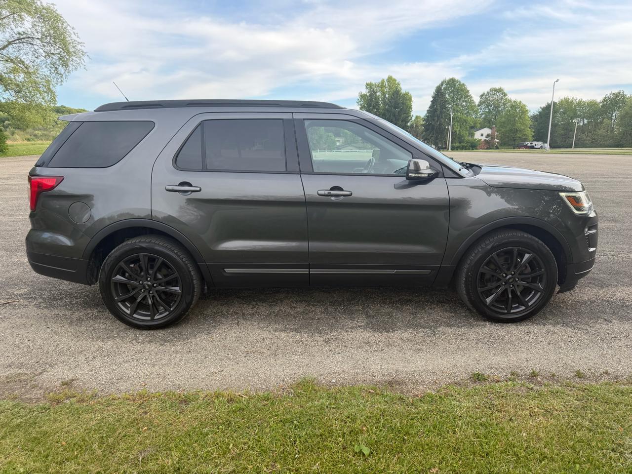 Ford Explorer 2WD 4dr V6 XLT 2019