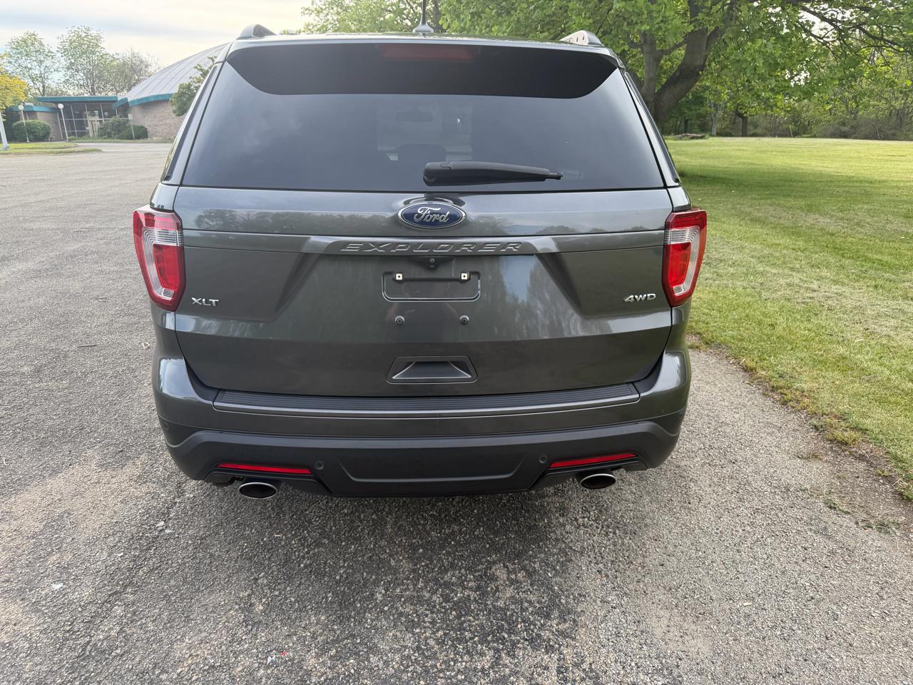 Ford Explorer 2WD 4dr V6 XLT 2019