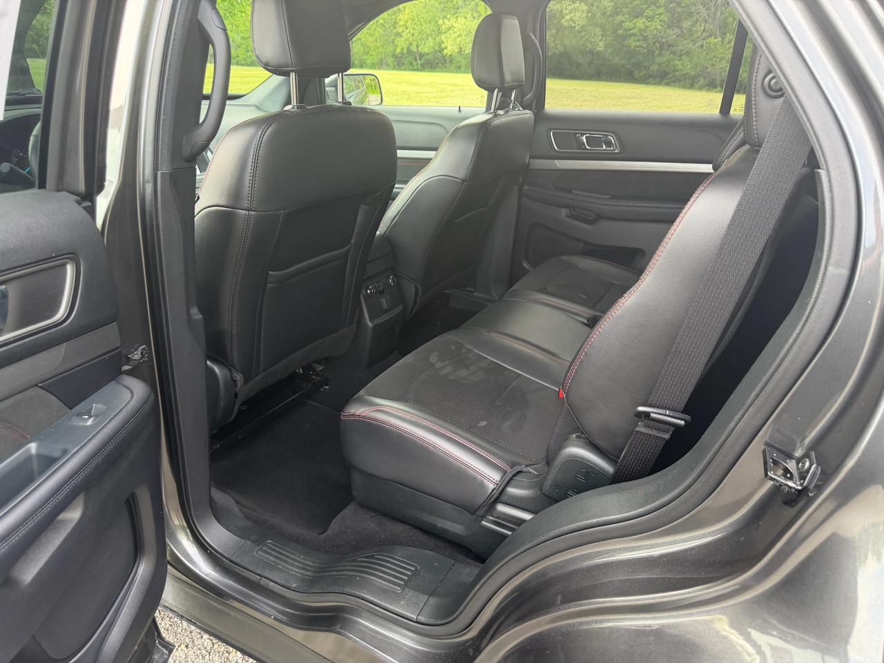 Ford Explorer 2WD 4dr V6 XLT 2019