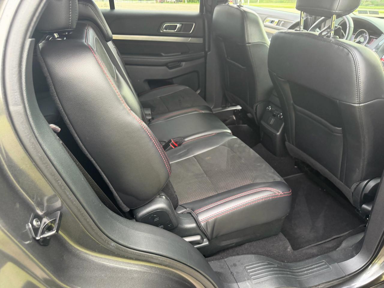 Ford Explorer 2WD 4dr V6 XLT 2019