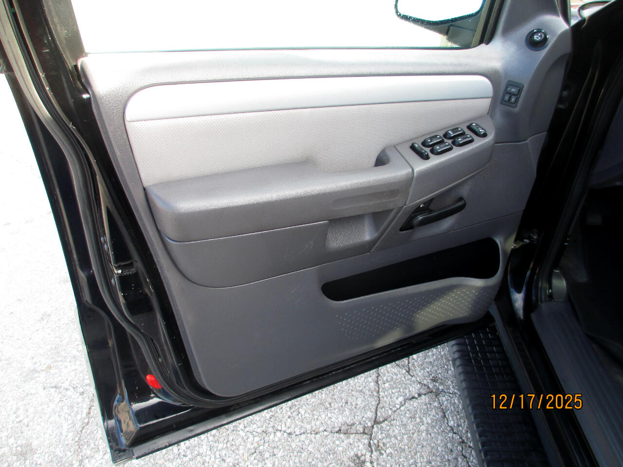 Mercury Mountaineer AWD 2002