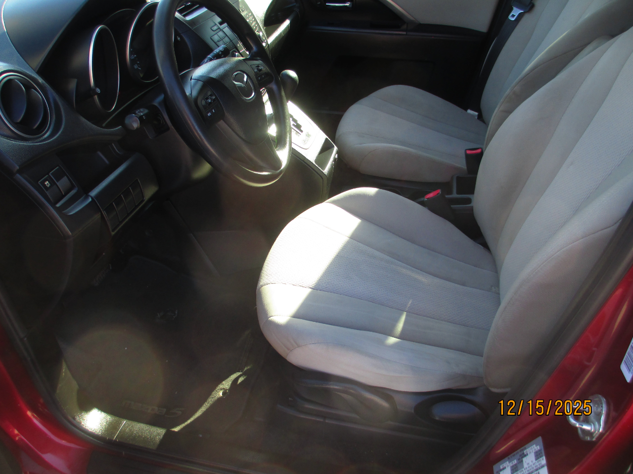 Mazda MAZDA5 Sport AT 2013