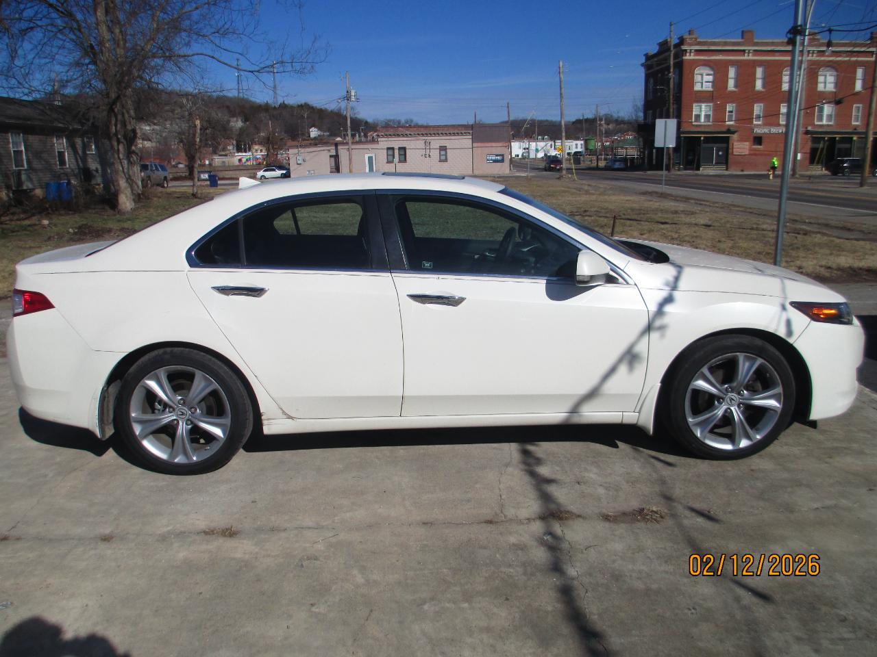 Acura TSX 5-speed AT 2010
