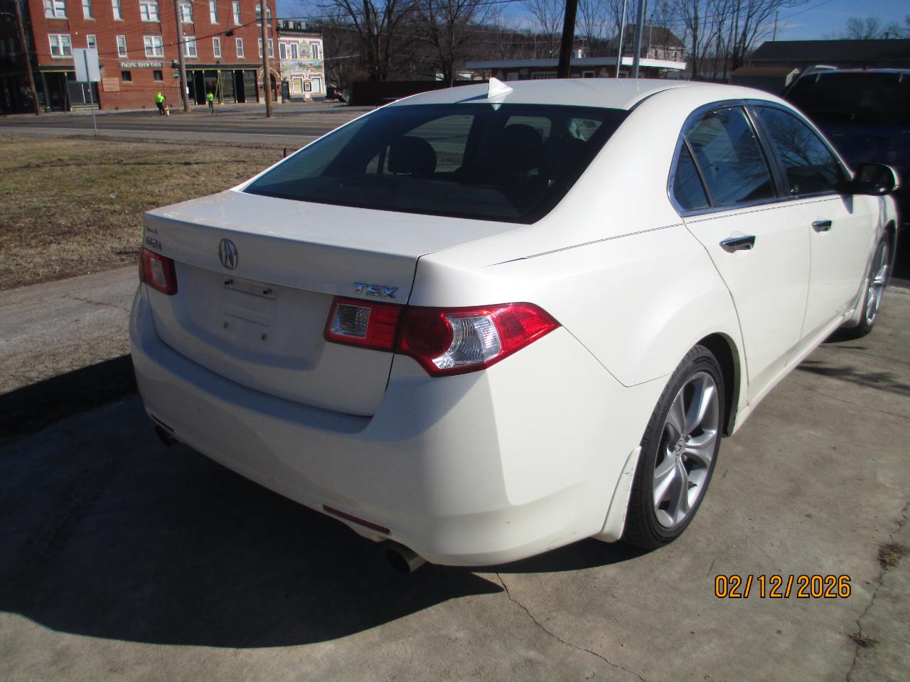 Acura TSX 5-speed AT 2010