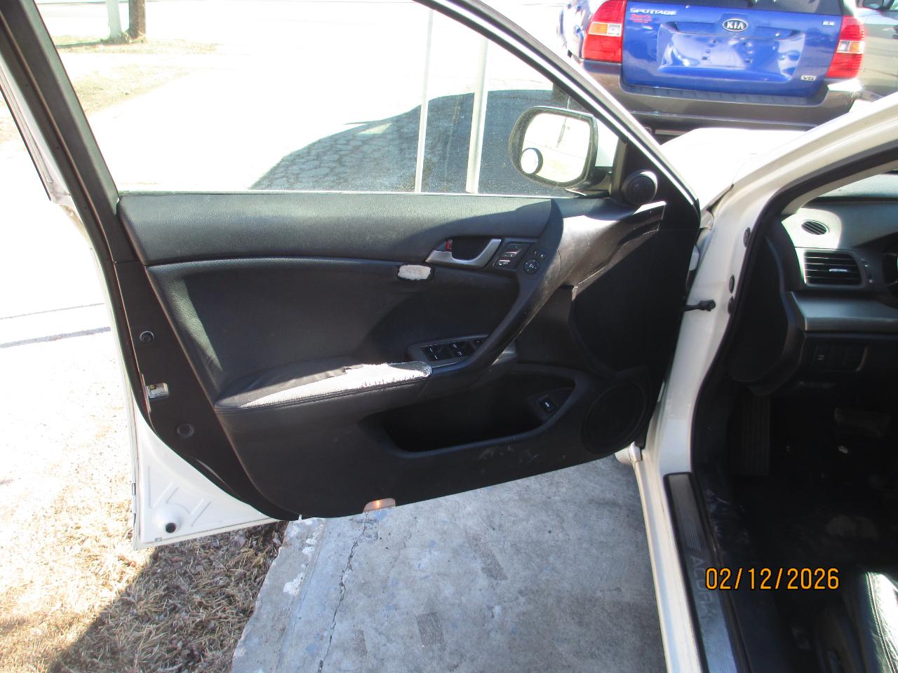 Acura TSX 5-speed AT 2010