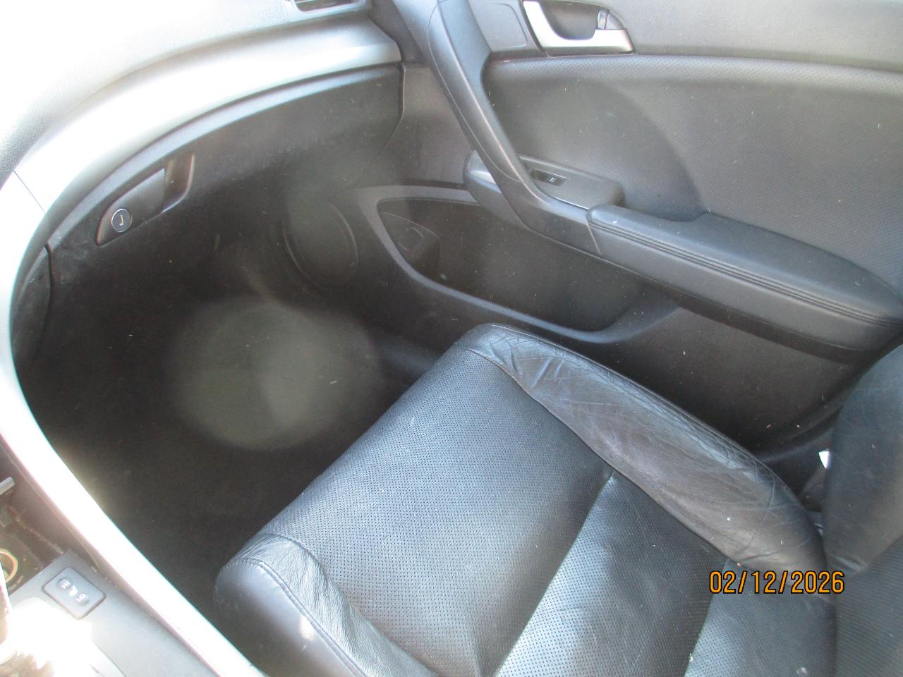 Acura TSX 5-speed AT 2010